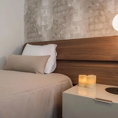 Lovelystay Sottomayor Luxury With Outdoor Pool