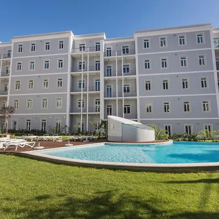 Lovelystay Sottomayor Luxury With Outdoor Pool Lejlighed