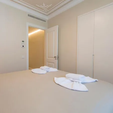 Lejlighed Lovelystay Sottomayor Luxury With Outdoor Pool *