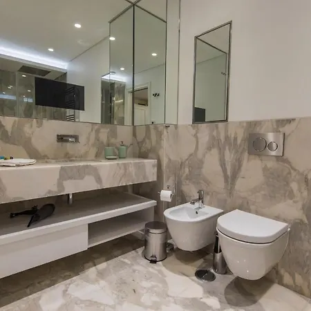 Lovelystay Sottomayor Luxury With Outdoor Pool * Lisboa